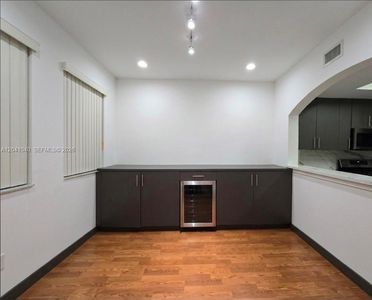 8936 W Flagler St APT 204
