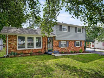 317 Lakeshore Dr