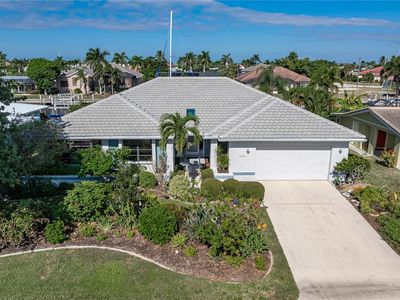 2434 Flora Ln