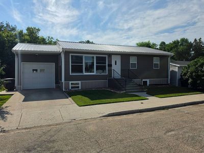 Property at 710 East St, Bottineau, ND