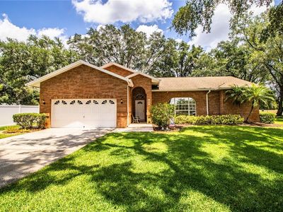 909 Lake Deeson Point