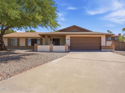 852 E ACAPULCO Lane