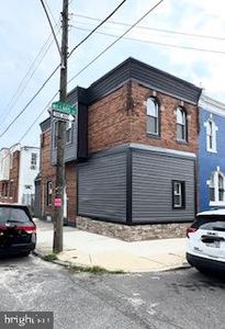 528 E Willard St