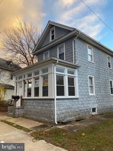 110 W Monroe St