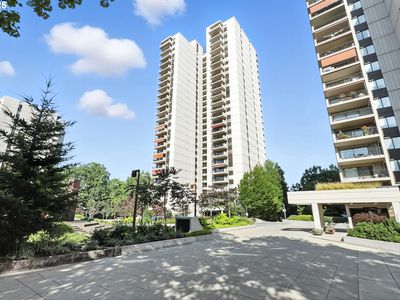 2221 SW 1st Ave APT 1623