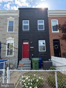 1607 Race St