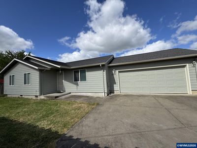 954 Jessica Ct SE