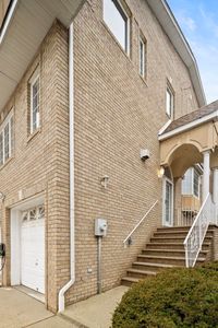 12 Liberty Ct