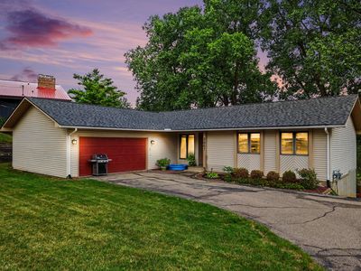 3007 Moraine Dr