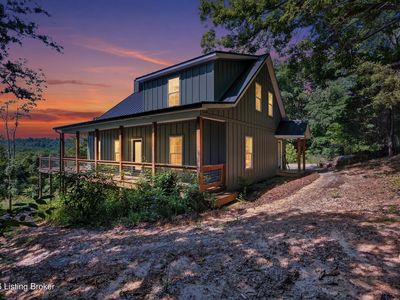 160 Serenity Cove Ln
