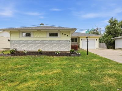 303 Woodgate Rd