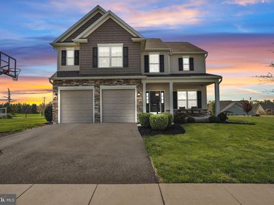 52 Danbury Dr