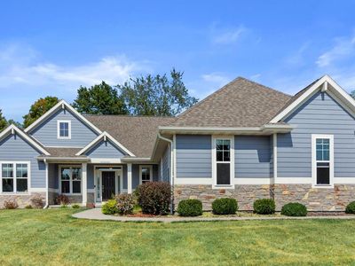 N75W23996 Overland ROAD