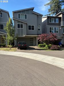 16664 SE Fox Glen Ct