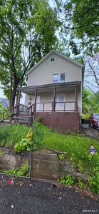 11 Cossett Street
