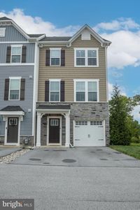 257 Sugar Maple Sq