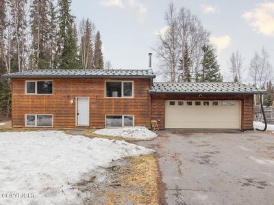 303 Beaver Blvd