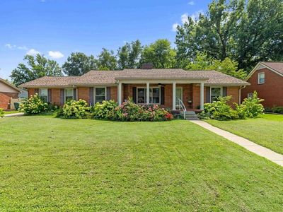 2158 S Stratford Dr