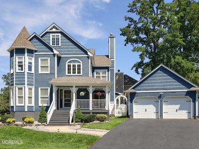 9 Sarah Court