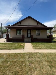 737 N Minnesota Ave