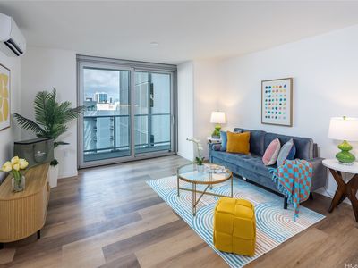 1500 Rycroft St #1100R