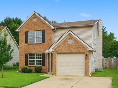 122 Salinger Dr
