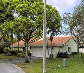 9285 NW 44TH Court