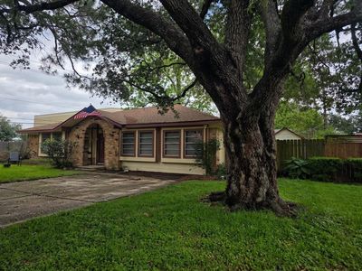 2638 Pine Village Dr