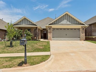 813 NW 192nd Ter