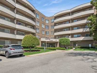 7201 N Lincoln Ave APT 403