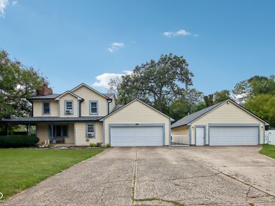 1152 Delray Dr