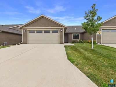 223 Brookside Pl