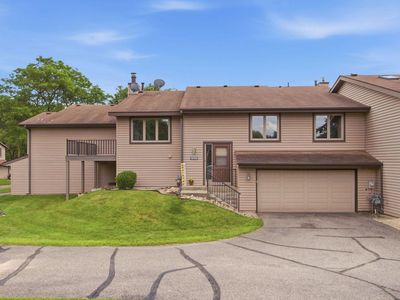 14700 Embry Path