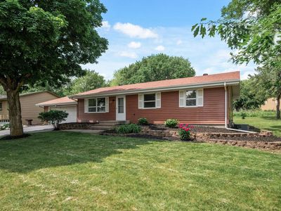 17900 Weaver Lake Dr N