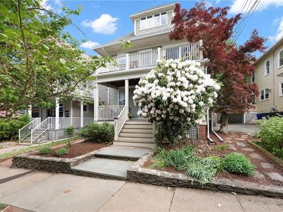 341-343 Lloyd Ave