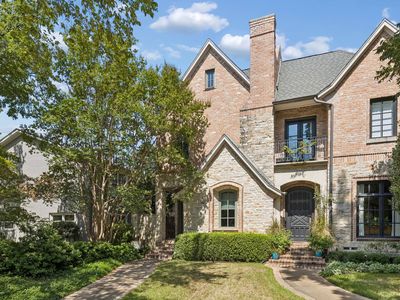 3454 Potomac Ave