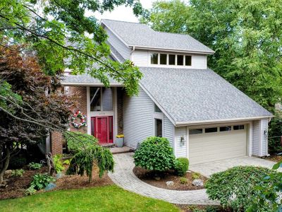 4574 Walten Woods Dr