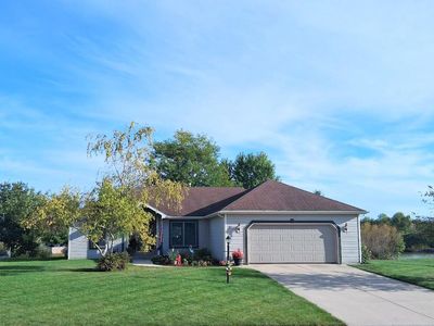 2735 Deer Creek DRIVE