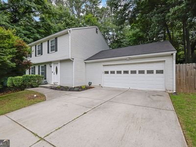 9665 N Pond Cir