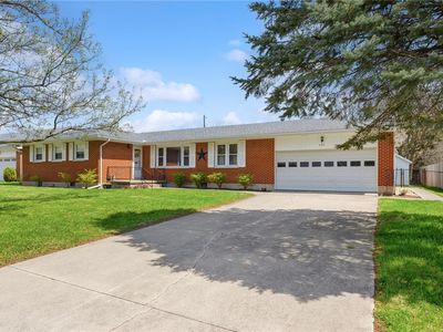 686 Kathryn Dr