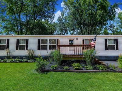 Property at 230 E Donnewald St, Worden, IL