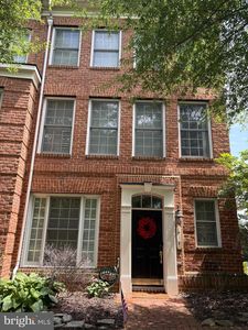 418 Ferdinand Day Dr