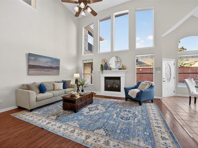 8821 Smokey Canyon Way