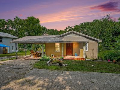 30 Kenrick Pl