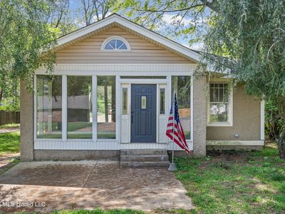 712 Strayhorn St