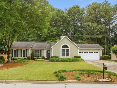 2824 Carriage Row