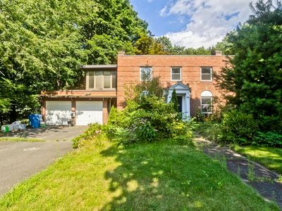 95 Craiwell Ave