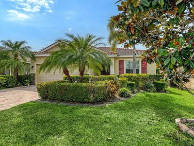 2858 Oriole Dr