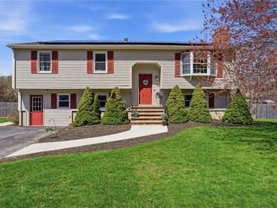 7 Jennifer Dr