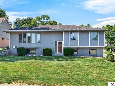 Property at 6826 S 73rd Ave, Ralston, NE